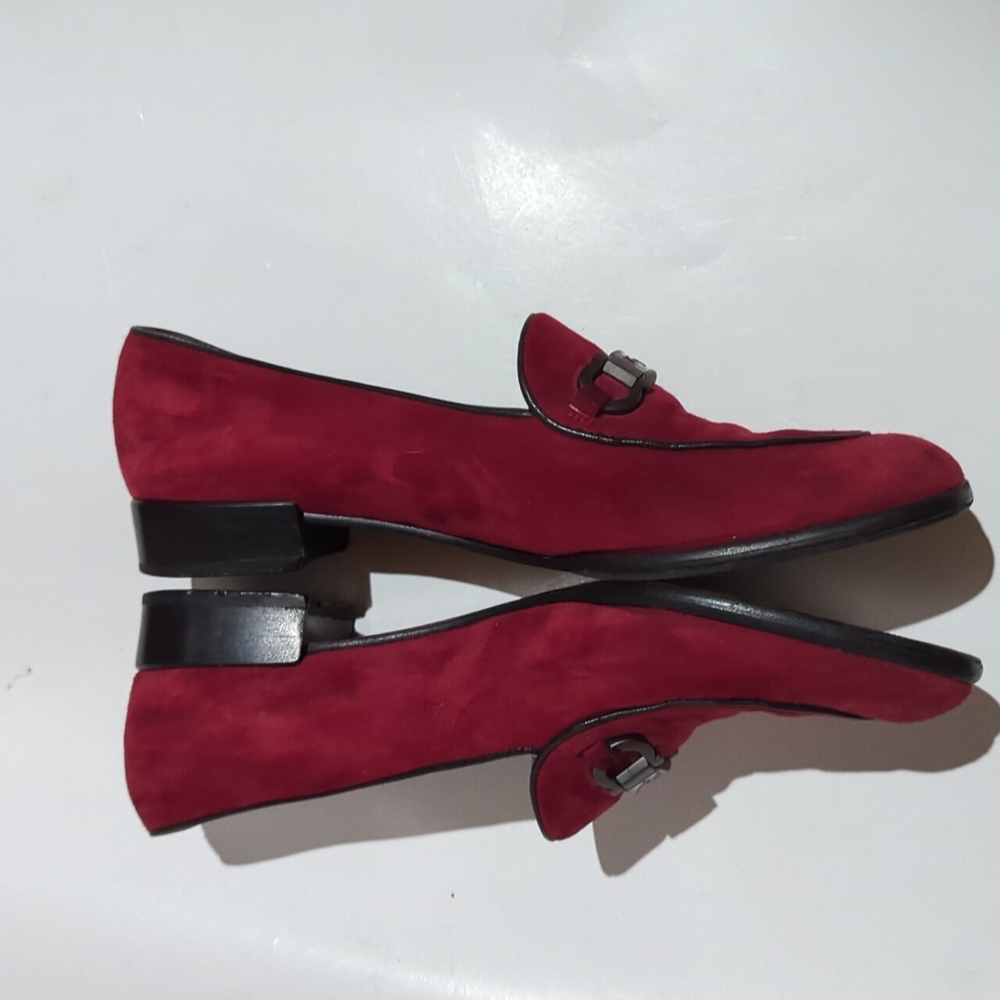Salvatore Ferragamo red suede driving loafers - Picture 6 of 10